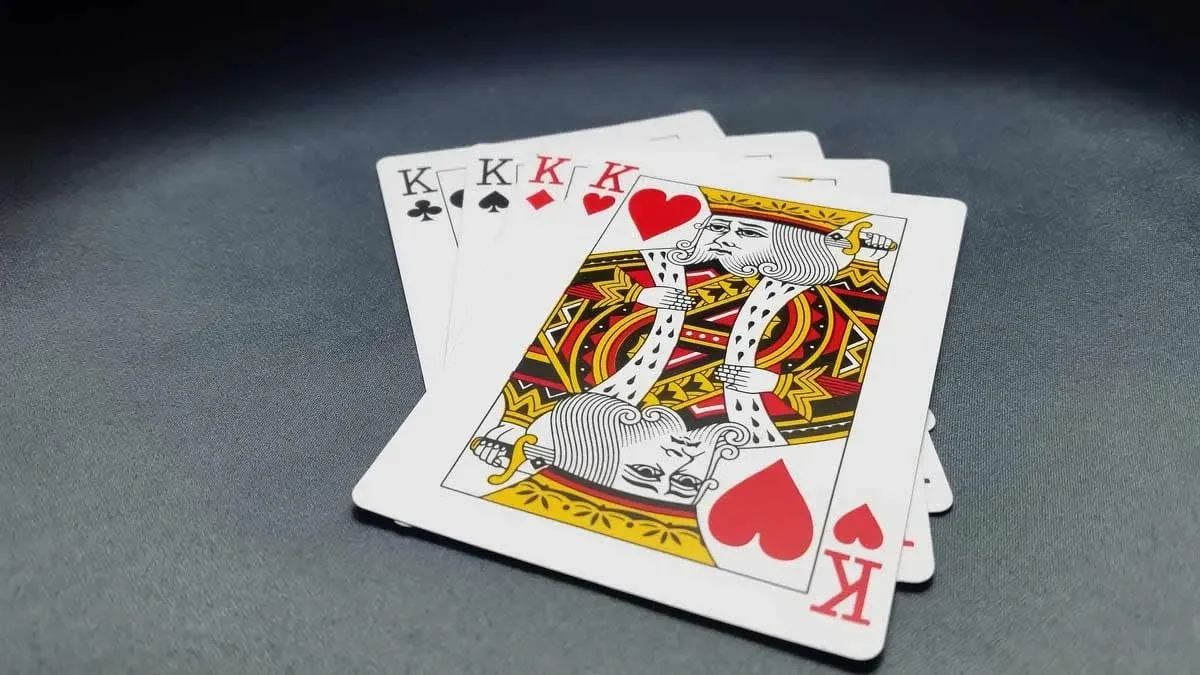 Tứ quý (Four of a kind)